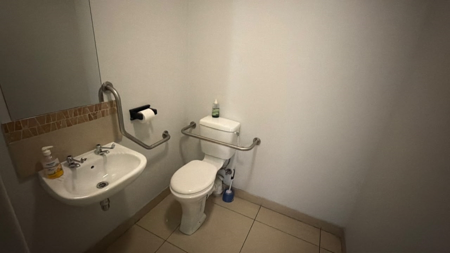 To Let Commercial Property for Rent in Stikland Industrial Western Cape